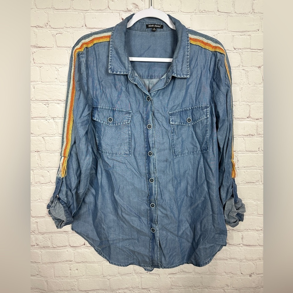 Dear John lyocell long sleeve chambray button up shirt crochet‎ accents, sz M